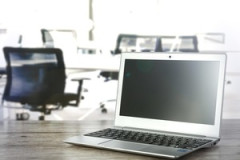ノートパソコンはメモリーが32Gバイト必要なの？