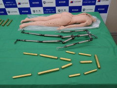 【爆笑】ラブドールで金密輸しようとしたのバレてるのワロタｗｗｗｗｗｗｗｗｗｗ