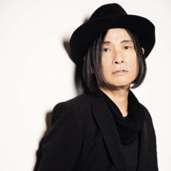 【悲報】辻仁成さん、フランス40度でクーラーなし生活に限界