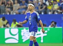 【感動】長友（39）、4年前の長友に「お前辞めなくてよかったな。こんな素晴らしい景色が見れたぞ」