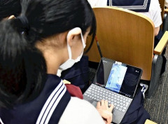 【悲報】インターネット、ガチで「自虐出来る余裕のある奴」が激減してしまうｗｗｗｗｗｗｗｗｗｗｗｗｗｗｗｗ