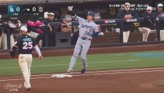 大谷翔平、第一打席で二試合連続安打となるライト前ヒット！！！！！