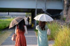 X「日本の女は働かない。これ、ソース」←万バズ