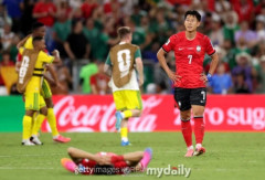 韓国人「W杯予選で韓国の決勝T進出確率が53.24%まで急落‥欧州統計サイトが弾き出した韓国の『W杯敗退シナリオ』がこちら‥」