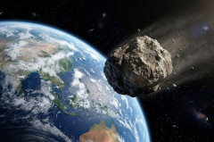直径最大1.6km「エッフェル塔の5倍」サイズの小惑星が今週末に地球接近！