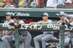 阪神ファン、集合（無能采配）