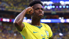 【悲報】ブラジルさん、ヴィニシウス個人軍だったw w w w w w w