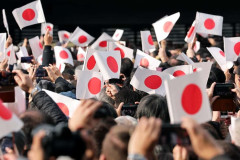 【速報】「国旗損壊罪」法案、賛成多数で委員会可決　自民維新国民参政チーみら賛成