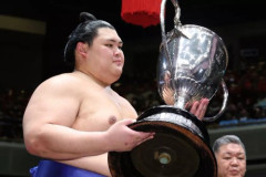 【悲報】お相撲さんって何で糖尿病にならないの？