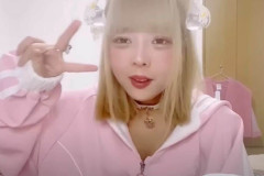 【悲報】頂き女子りりちゃん「外で出して❤」