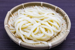 【警告】医師『日本人が大好きなこの食べ物、ヘルシーそうに見えて食ってると禿げます』