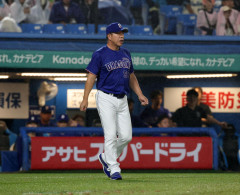 井上一樹「ちょっとタオル大丈夫ですか？」
