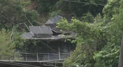 【やっぱりこうなりました】和歌山県橋本、斜面崩れ複数のソーラーパネルが落下。大雨の影響か