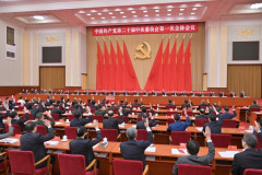 中国共産党政治局員ら14人を全人代代表から解任、6人は軍幹部…党大会前に綱紀粛正徹底！