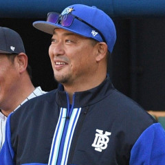 「熱くなっていこうぜ」――ファームトップのヤングベイスターズを率いる村田二軍監督の熱血指導論