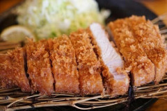 【悲報】トンカツ、『完全終了』のお知らせ・・・
