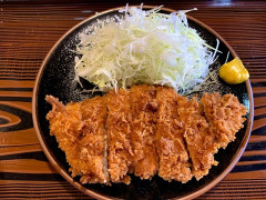 とんかつ初めて塩で食ったんだけどさ