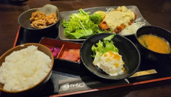 からあげ食べ放題に来たンゴ！