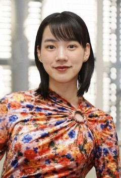 【画像】のん。脇チラノースリワンピで初露出ｗｗｗｗｗ