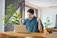 【衝撃】カズレーザーが『興奮』したアニメ、ついに判明するｗｗｗｗｗｗｗｗ