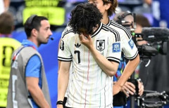 【悲報】失点の起点になってしまった田中碧選手、インスタを荒らされる・・・