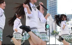 【画像】JKのパ〇チラってこんなんだぞ？何がいいの？
