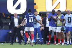 【速報】我ら日本代表が苦戦したスウェーデン代表がフランスにフルボッコにされた件ｗｗｗｗｗｗ
