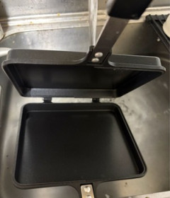 ホットサンドメーカー買ったからホットサンド作った！ｗｗｗ（※画像あり）
