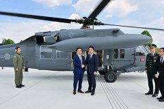 日韓国防トップが曲技飛行チームの交流で合意、会談後は卓球で一勝負…日本要請のACSA締結は進展なし！