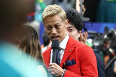 【W杯】本田圭佑、佐野の先制弾に語録さく裂！「1にワオ、2にワオ、3にワオ」　アナから「4はありますか？」の問いかけに「ワオ！」