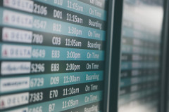 飛行機往復10万以内で行けるおもしれー海外ってどこ？