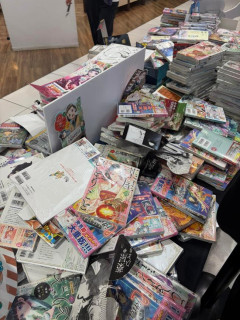 【悲報】集英社、全国の書店をめちゃくちゃにしてしまうwwwww
