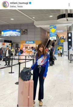 【画像】三谷紬アナさん、W杯現地観戦のユニ姿を披露