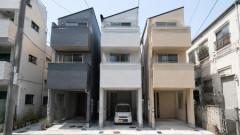 【自動車】都心部に戸建住みのおっさんだけど5ナンバーのコンパクトミニバンってフリードとシエンタしかないの？
