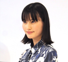 橋本愛「吉沢亮とか横浜流星に触られるのはオッケー！wwww ただし佐藤二朗、テメーはダメだ！」←これ
