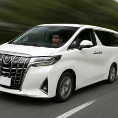 “4カ月逃亡”の末とうとう発表 れいわ山本太郎代表のスピード違反は「人命軽視の69キロオーバー」アルファードで高速を大爆走