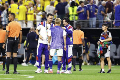「日本の吉田麻也と南野拓実は後輩のスパイクを磨き、韓国のレジェンド達はYouTubeで苦言だけ」　批判飛び交う韓国で日本と比較論