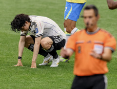 守田英正、痛恨のボールロスト田中碧へエール、“不死鳥”の画像を投稿