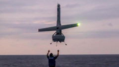 【悲報】自衛隊のドローン、草刈機みたいな音を撒き散らしながら空に舞い上がる