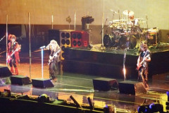 【悲報】STAY AWAYとかいうラルクの凋落が始まった曲