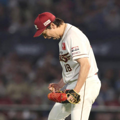 楽天マエケン『完全復活』8.2回1失点でNPB通算99勝目！←カープファンの反応
