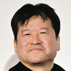 【悲報】佐藤二朗、橋本環奈に触りまくっていたｗｗｗｗｗｗｗｗｗｗ