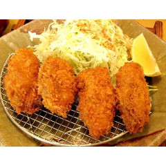 【画像】カキフライにかけると美味いもの
