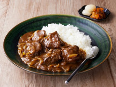 【困惑】関西人さん「カレーには牛肉だよね」←えっえっwwwwwwwwww