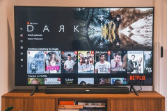 ワイ「テレビ？んなもん安い外国のでええやろ」嫁「マウント取られる」ワイ「えっ？」