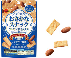 ブルボン「おさかなスナックアーモンドミックス」エビ混入で約2万2千袋自主回収