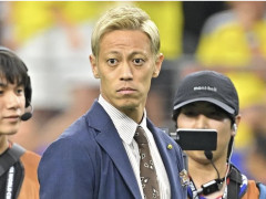 【悲報】本田圭佑さん、ライセンス持ってないからを金で解決させろとか言い始めてしまう・・・