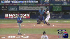 【ヤクルト対DeNA13回戦】ヤクルト・サンタナ、第14号満塁ホームラン！1点差に詰め寄る！！！！！！！！！！！！！！！！