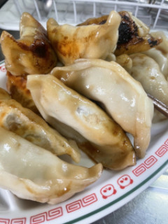 ワイの焼いた餃子にいくら出せる？
