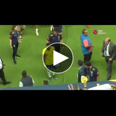 【緊急速報】ネイマールさん、襲われるｗｗｗｗｗｗｗｗｗｗ